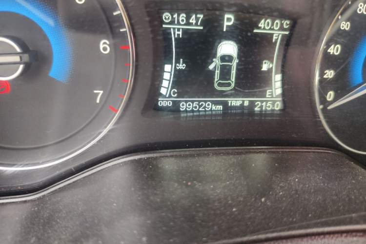 Used Dongfeng Fengon 580 2017 1.5T CVT Smart Style Model Odometer Close Up