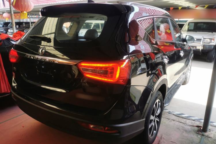 Used Dongfeng Fengon 580 2017 1.5T Manual Luxury Model Rear Right 45 Deg