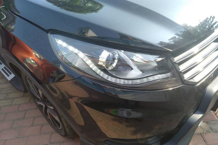 Used Dongfeng Fengon 580 2017 1.5T CVT Luxury Model Right Front Headlight