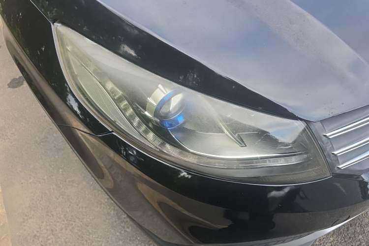 Used Dongfeng Fengon 580 2017 1.5T CVT Smart Style Model Right Front Headlight