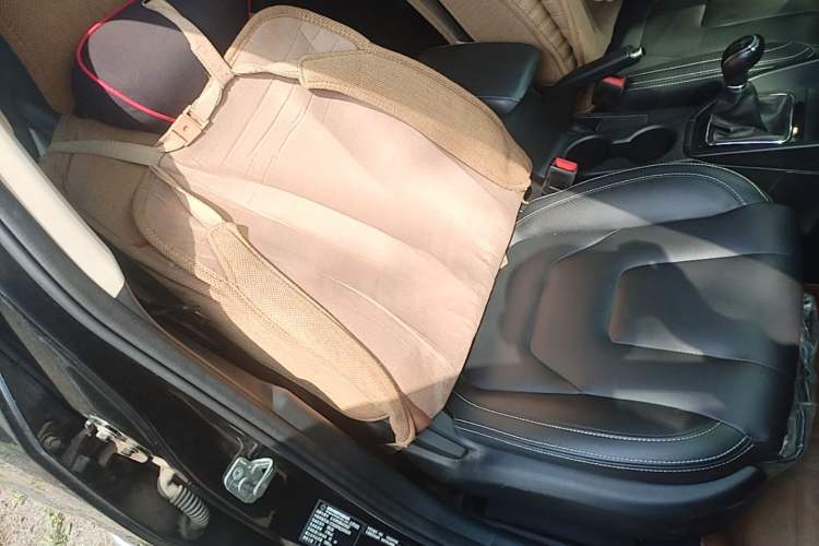 Used Dongfeng Fengon 580 2017 1.8L Manual Comfort Model Right Front Seat