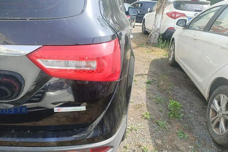 Used Dongfeng Fengon 580 2017 1.8L Manual Comfort Model Right Rear Taillight