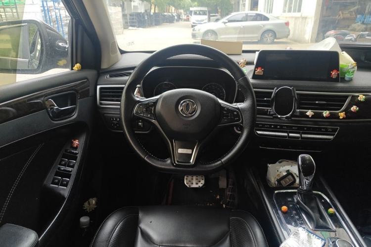 Used Dongfeng Fengon 580 2017 1.5T CVT Smart Style Model Steering Wheel