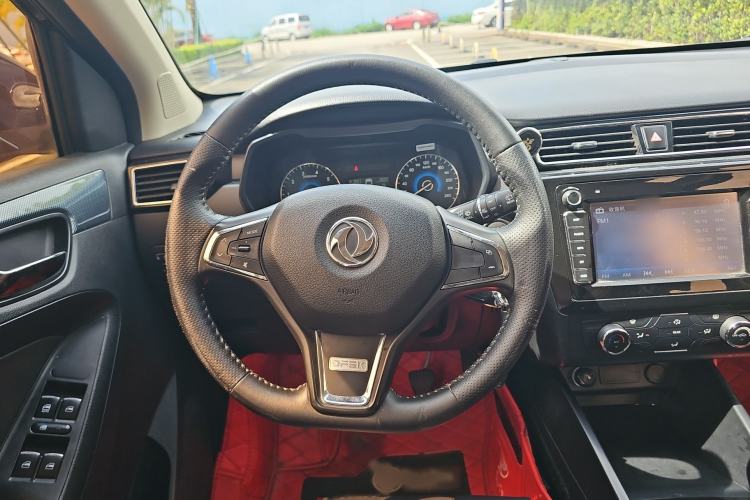 Used Dongfeng Fengon 580 2017 1.8L Manual Comfort Model Steering Wheel