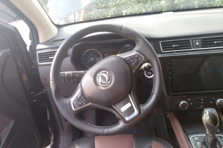 Used Dongfeng Fengon 580 2017 1.5T CVT Luxury Model Steering Wheel