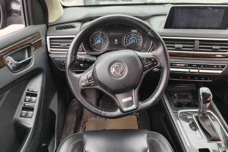 Used Dongfeng Fengon 580 2017 1.5T CVT Smart Style Model Steering Wheel