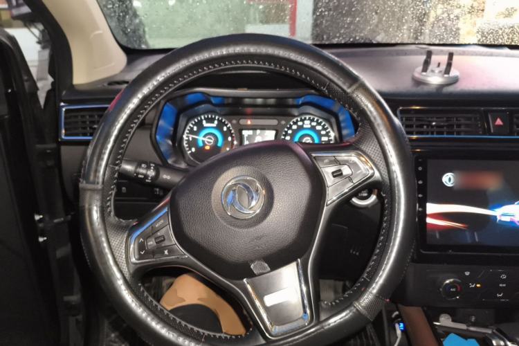 Used Dongfeng Fengon 580 2017 1.5T CVT Luxury Model Steering Wheel