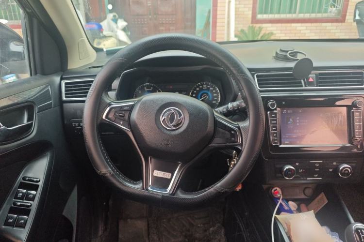 Used Dongfeng Fengon 580 2017 1.8L Manual Comfort Model Steering Wheel