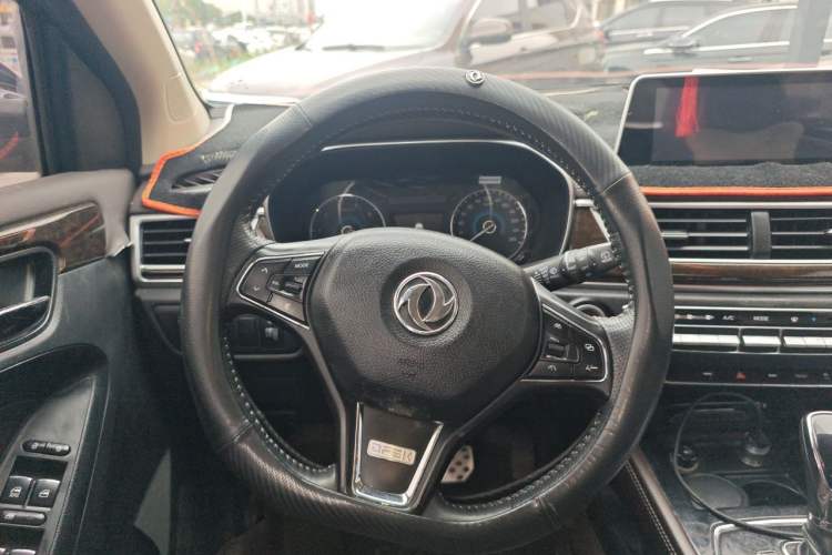 Used Dongfeng Fengon 580 2017 1.5T CVT Comfort Model Steering Wheel