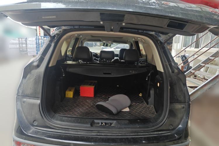 Used Dongfeng Fengon 580 2017 1.5T CVT Smart Style Model Trunk