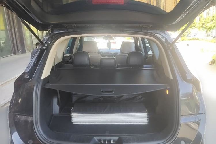 Used Dongfeng Fengon 580 2017 1.5T CVT Luxury Model Trunk