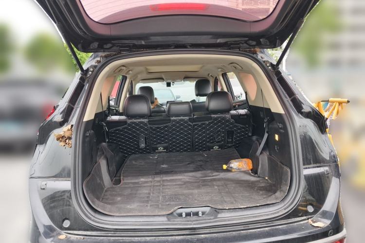 Used Dongfeng Fengon 580 2017 1.5T CVT Smart Style Model Trunk