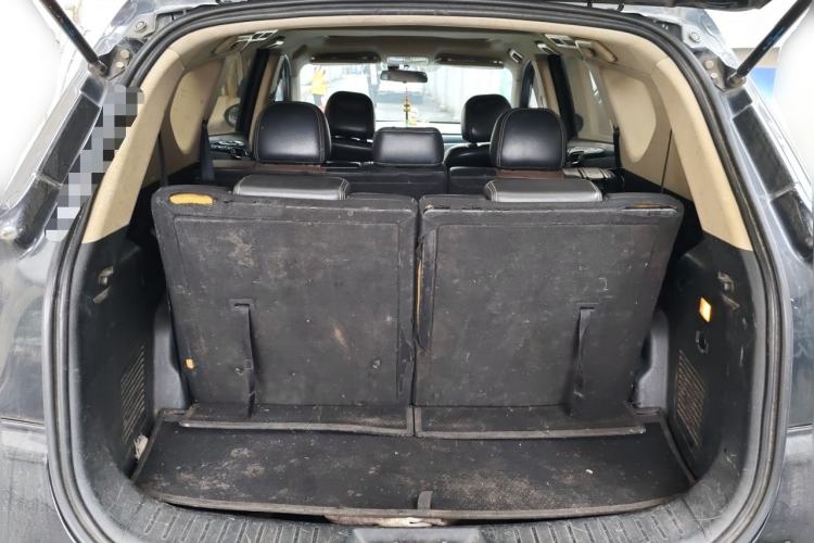 Used Dongfeng Fengon 580 2017 1.5T Manual Luxury Model Trunk