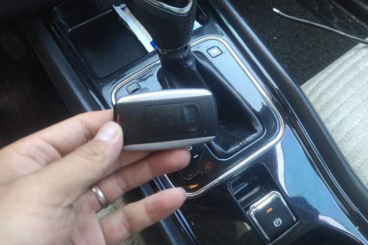 Used Dongfeng Fengon 580 2017 1.5T CVT Luxury Model Vehicle Key
