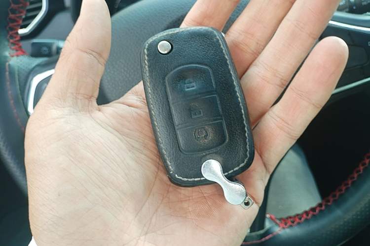 Used Dongfeng Fengon 580 2017 1.8L Manual Comfort Model Vehicle Key