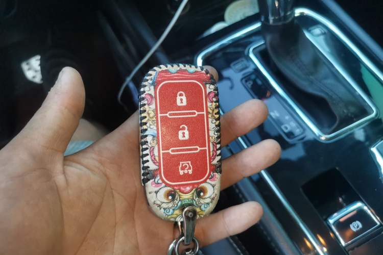Used Dongfeng Fengon 580 2017 1.5T CVT Smart Style Model Vehicle Key