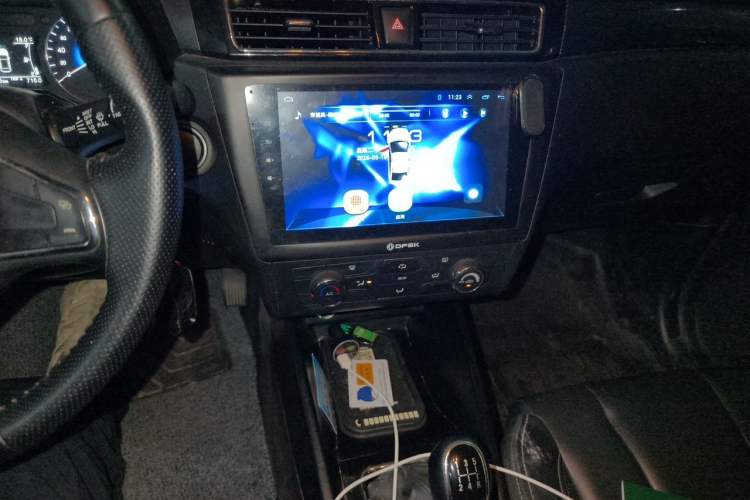Used Dongfeng Fengon 580 2017 1.8L Manual Comfort Model Audio And AC Panel