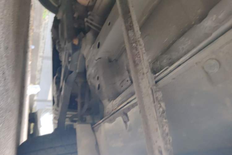 Used Dongfeng Fengon 580 2017 1.8L Manual Comfort Model Chassis Front