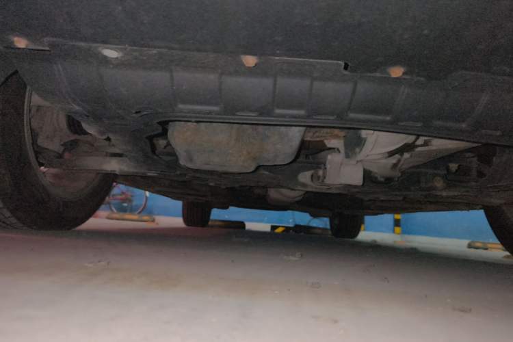 Used Dongfeng Fengon 580 2017 1.8L Manual Comfort Model Chassis Front