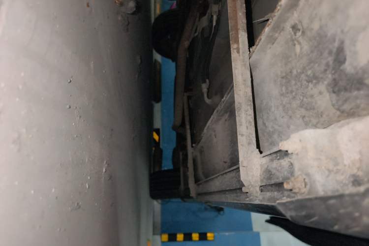 Used Dongfeng Fengon 580 2017 1.8L Manual Comfort Model Chassis Front Left
