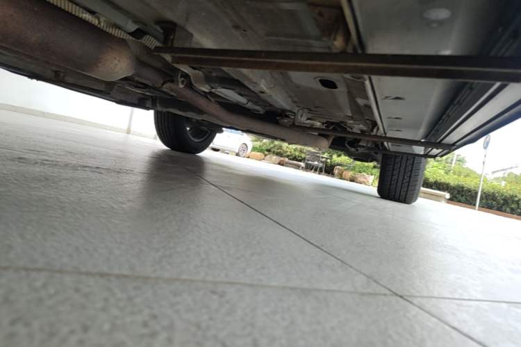 Used Dongfeng Fengon 580 2017 1.5T CVT Luxury Model Chassis Front Left
