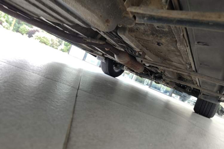 Used Dongfeng Fengon 580 2017 1.5T CVT Luxury Model Chassis Rear Right
