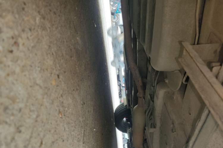 Used Dongfeng Fengon 580 2017 1.5T CVT Smart Style Model Chassis Rear Right