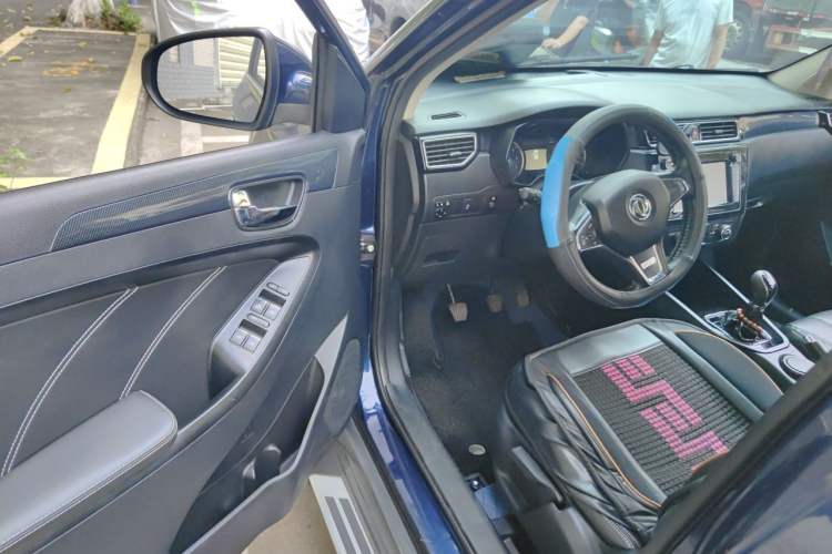 Used Dongfeng Fengon 580 2017 1.8L Manual Comfort Model Driver Seat