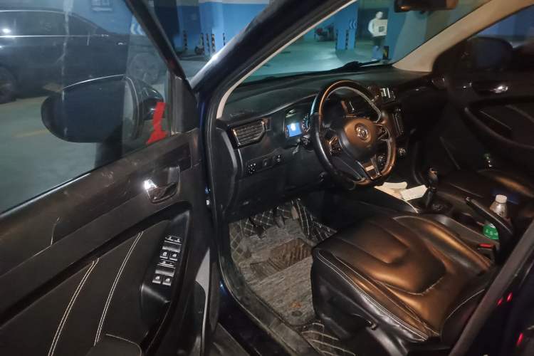 Used Dongfeng Fengon 580 2017 1.8L Manual Comfort Model Driver Seat