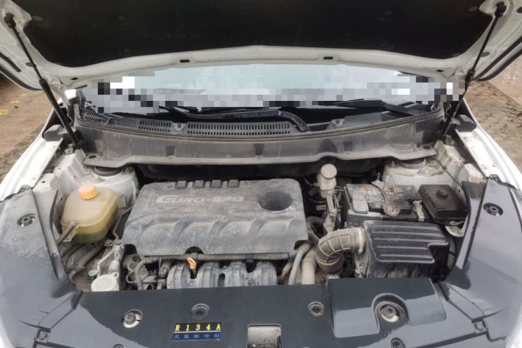 Used Dongfeng Fengon 580 2017 1.8L Manual Comfort Model Engine Bay