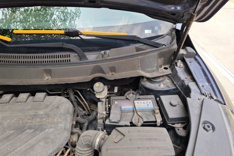 Used Dongfeng Fengon 580 2017 1.5T CVT Luxury Model Engine Bay Left