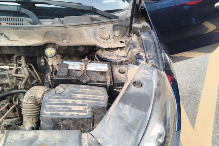 Used Dongfeng Fengon 580 2017 1.5T CVT Luxury Model Engine Bay Left