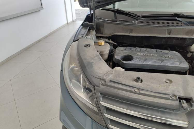 Used Dongfeng Fengon 580 2017 1.5T CVT Luxury Model Engine Bay Right
