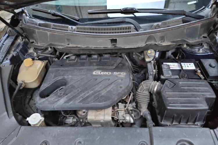 Used Dongfeng Fengon 580 2017 1.5T CVT Luxury Model Engine Bay