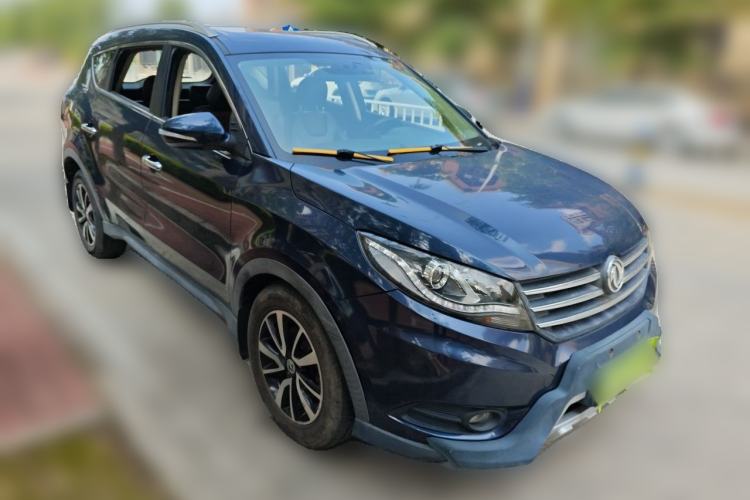 Used Dongfeng Fengon 580 2017 1.5T CVT Luxury Model Front Right 45 Deg