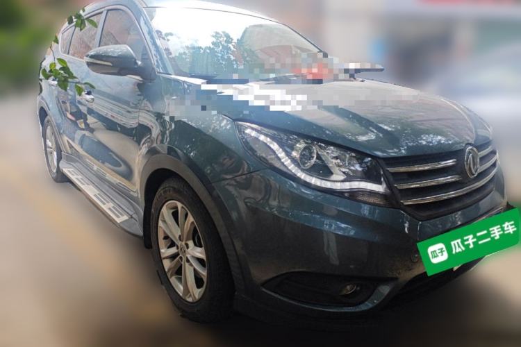 Used Dongfeng Fengon 580 2017 1.5T CVT Comfort Model Front Right 45 Deg