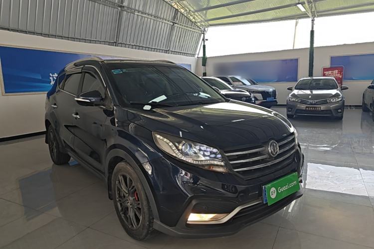 Used Dongfeng Fengon 580 2017 1.5T CVT Smart Connectivity Model Front Right 45 Deg
