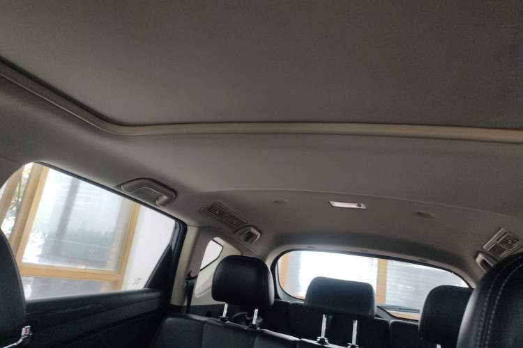 Used Dongfeng Fengon 580 2017 1.5T CVT Luxury Model Headliner