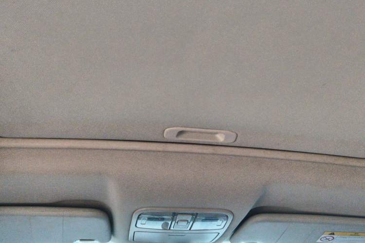 Used Dongfeng Fengon 580 2017 1.5T CVT Luxury Model Headliner