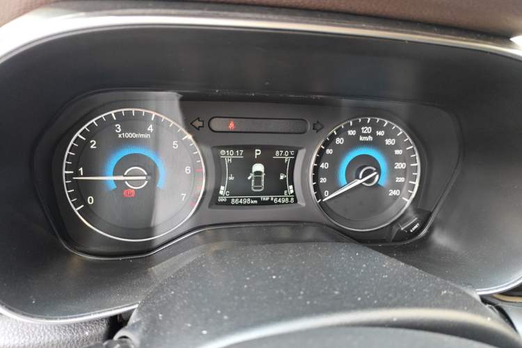 Used Dongfeng Fengon 580 2017 1.5T CVT Smart Connectivity Model Instrument Cluster
