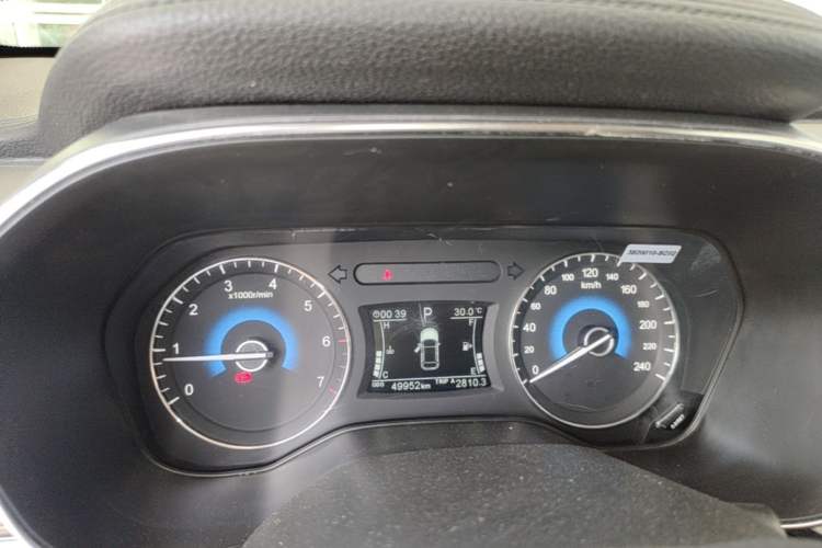 Used Dongfeng Fengon 580 2017 1.5T CVT Luxury Model Instrument Cluster
