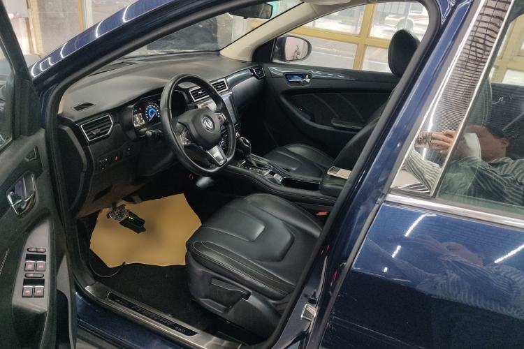 Used Dongfeng Fengon 580 2017 1.5T CVT Luxury Model Left Front Seat