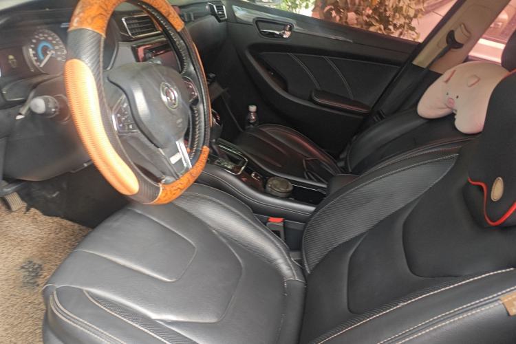 Used Dongfeng Fengon 580 2017 1.5T CVT Comfort Model Left Front Seat