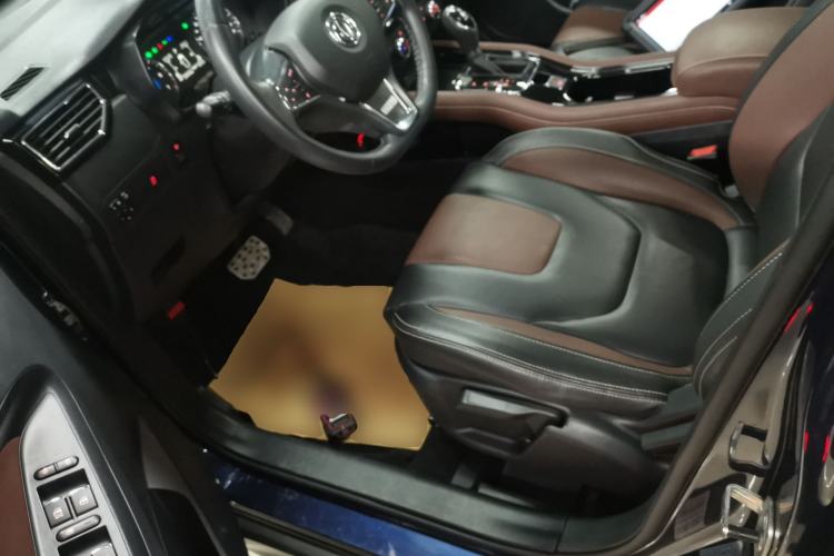 Used Dongfeng Fengon 580 2017 1.5T CVT Luxury Model Left Front Seat