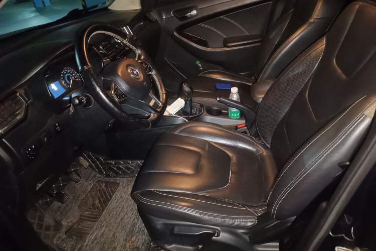 Used Dongfeng Fengon 580 2017 1.8L Manual Comfort Model Left Front Seat