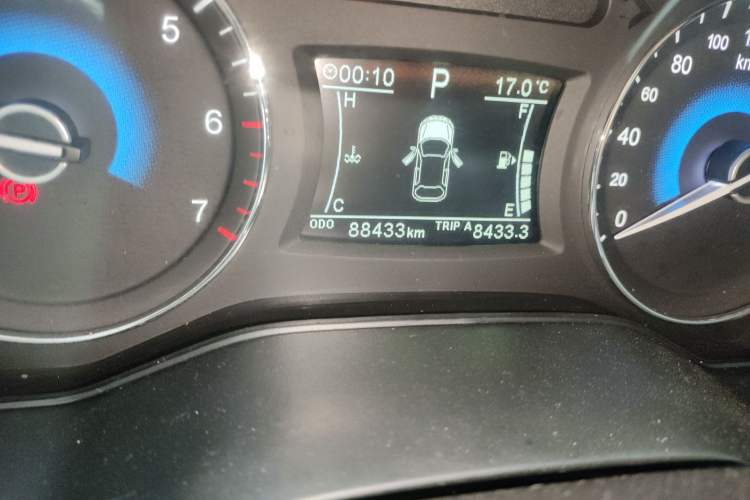 Used Dongfeng Fengon 580 2017 1.5T CVT Smart Style Model Odometer Close Up
