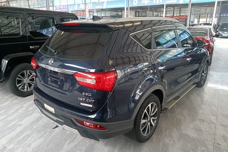 Used Dongfeng Fengon 580 2017 1.5T CVT Luxury Model Rear Right 45 Deg