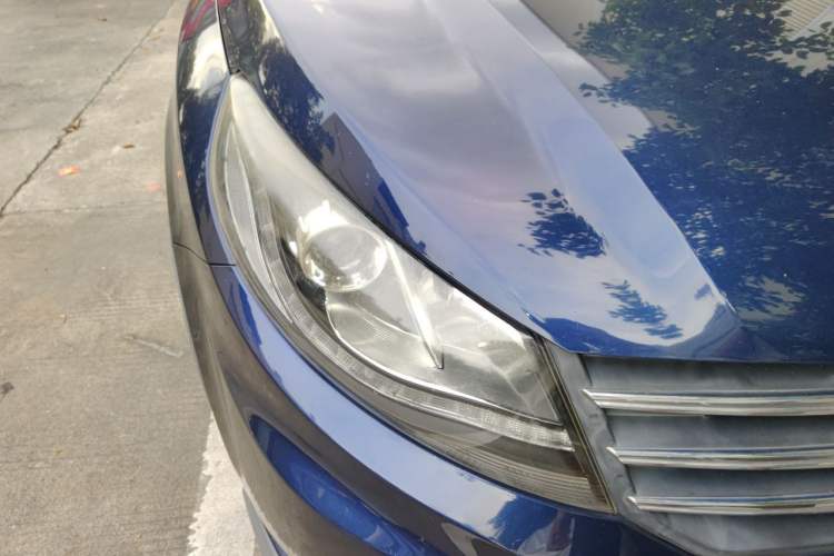 Used Dongfeng Fengon 580 2017 1.8L Manual Comfort Model Right Front Headlight