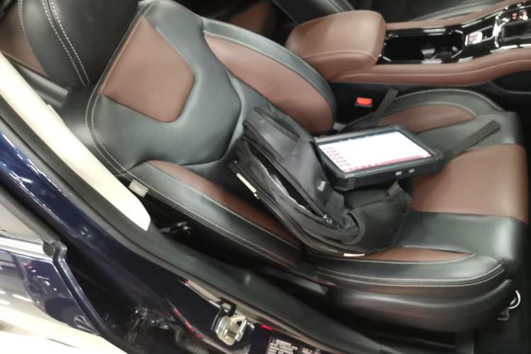 Used Dongfeng Fengon 580 2017 1.5T CVT Luxury Model Right Front Seat