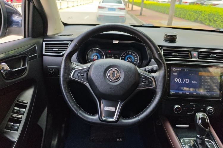Used Dongfeng Fengon 580 2017 1.5T CVT Luxury Model Steering Wheel